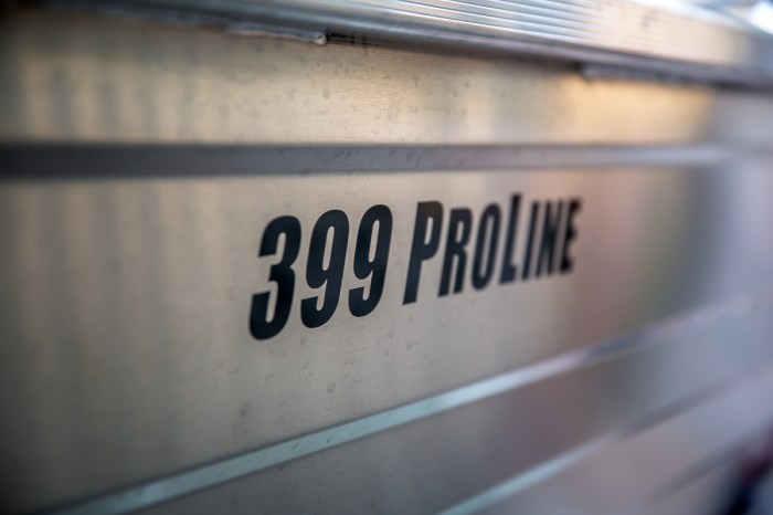 004 - Matts new boat - 20160123